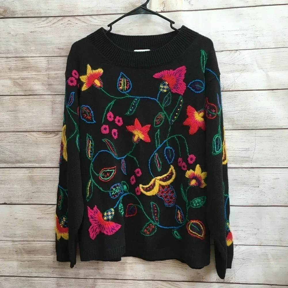 VINTAGE ROSANNA‎ EMBROIDERED SWEATER IN BLACK